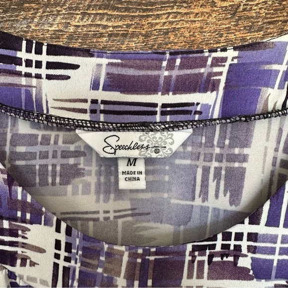 Speechless | Tie Back Short Sleeve Dressy Top (size M) - Picture 4 of 4